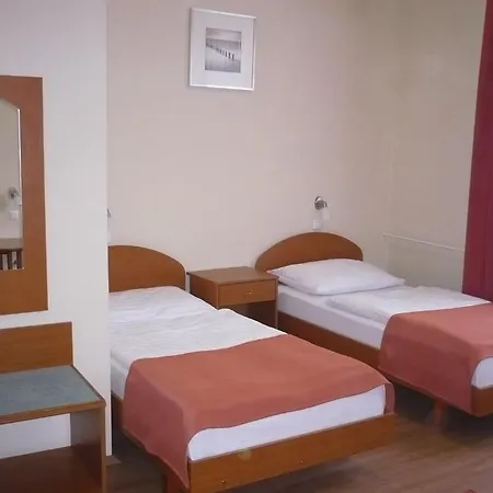 Ventura 3* Budapeste