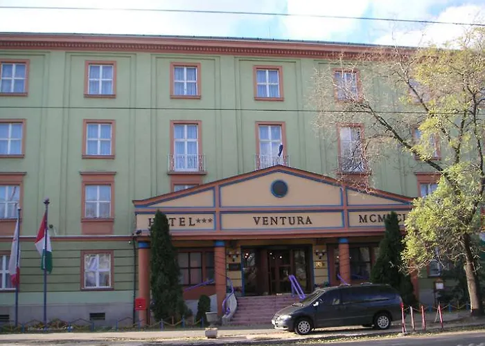 فندق Ventura 3*